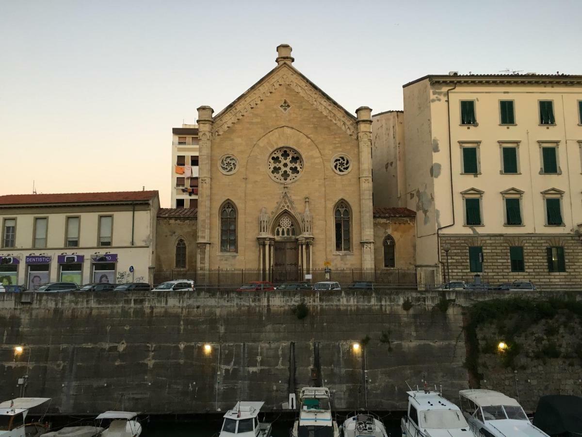 L'Ora Delle Streghe B&B Centralissimo Ливорно Екстериор снимка
