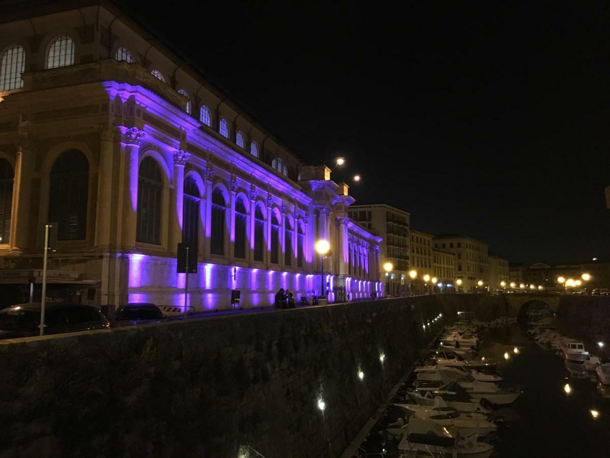 L'Ora Delle Streghe B&B Centralissimo Ливорно Екстериор снимка