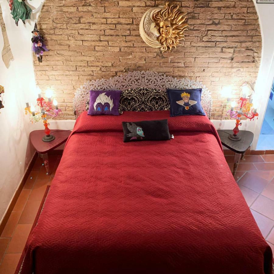 L'Ora Delle Streghe B&B Centralissimo Ливорно Екстериор снимка