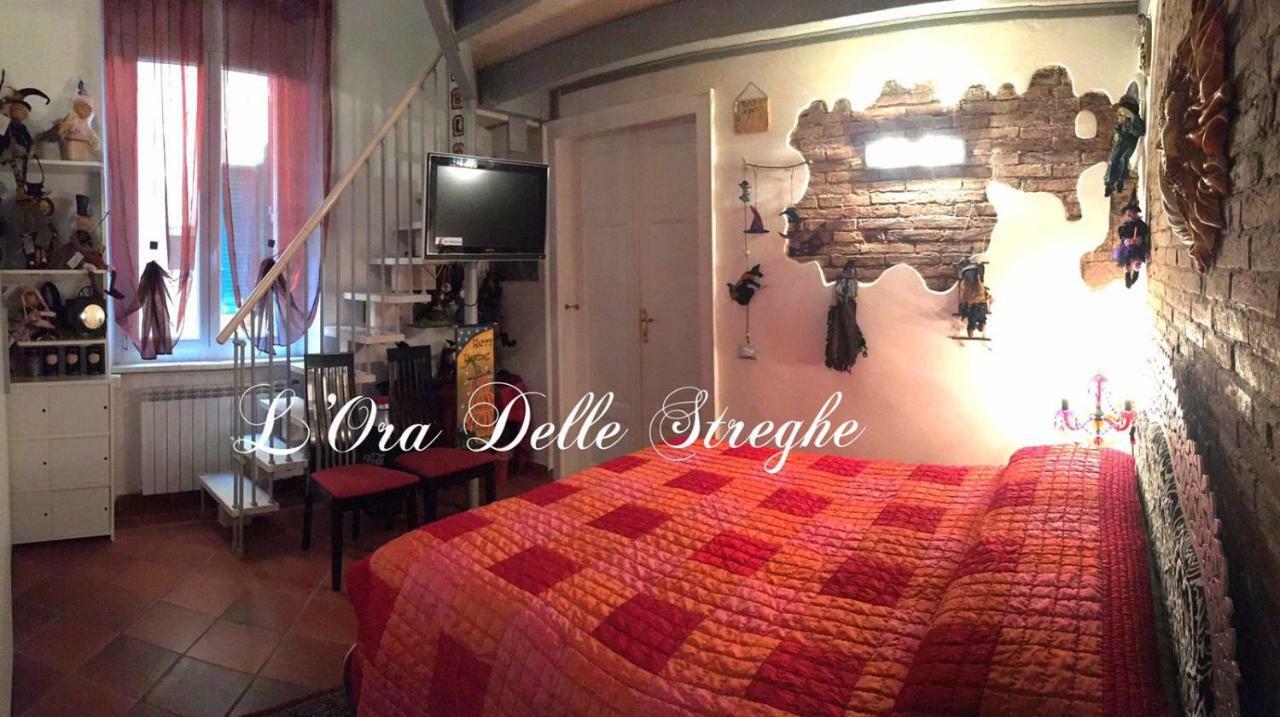 L'Ora Delle Streghe B&B Centralissimo Ливорно Екстериор снимка